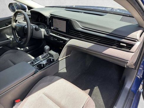 Used 2025 Toyota Camry LE FWD image 29