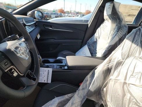 Used 2026 Toyota Camry SE w/ Convenience Package FWD image 16