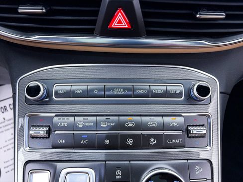 Used 2023 Hyundai Santa Fe Calligraphy image 28