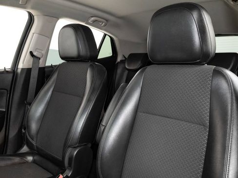 Used 2019 Buick Encore Preferred FWD image 11