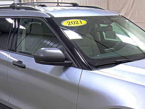 Used 2021 Ford Explorer 4WD image 15