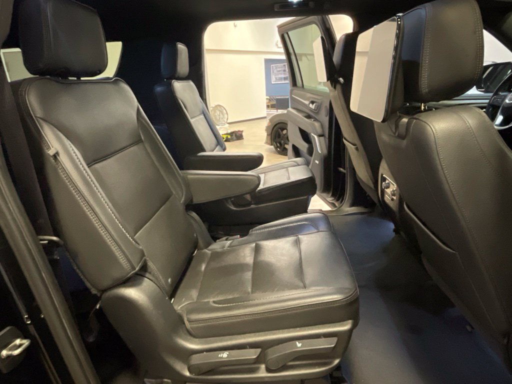 Used 2021 GMC Yukon XL Denali w/ Denali Premium Package AWD/4WD image 26