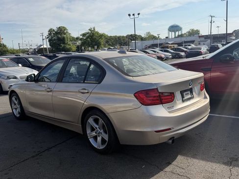 Used 2014 BMW 320i Sedan image 5