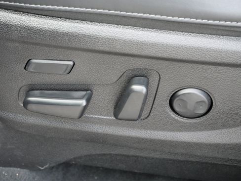 Used 2022 Kia Telluride SX w/ SX Prestige Package image 20