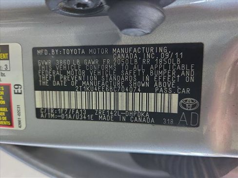 Used 2011 Toyota Matrix w/ Matrix Sport Pkg FWD image 21