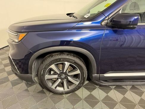Used 2024 Honda Pilot Elite image 11
