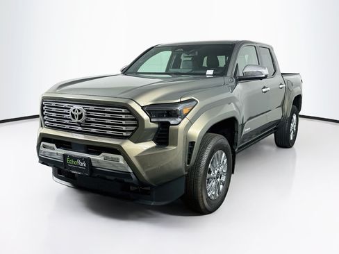 Used 2026 Toyota Tacoma Limited AWD/4WD image 3