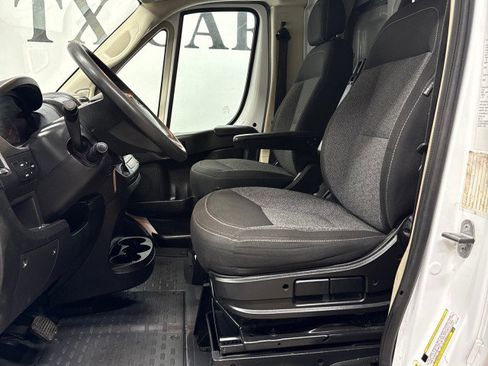 Used 2019 RAM ProMaster 3500 w/ Premium Appearance Group image 21