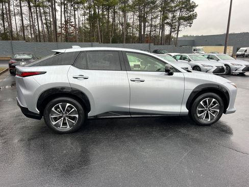 Used 2024 Lexus RZ 300e Premium image 5