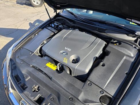 Used 2010 Lexus IS 250C image 37