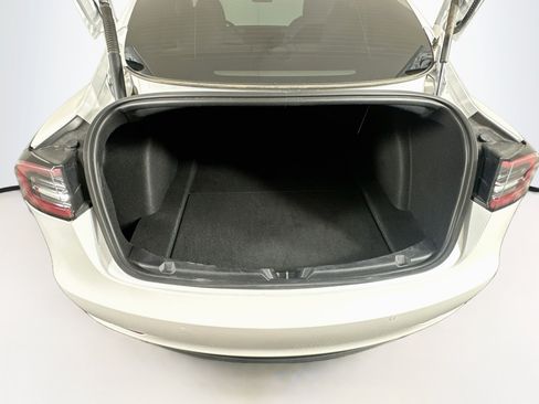 Used 2021 Tesla Model 3 Performance AWD/4WD image 26