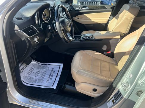 Used 2017 Mercedes-Benz GLS 450 4MATIC image 10