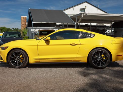 Used 2017 Ford Mustang Coupe w/ Wheel & Stripe Package RWD image 4