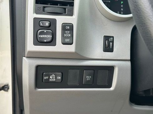 Used 2008 Toyota Tundra 2WD Double Cab image 29