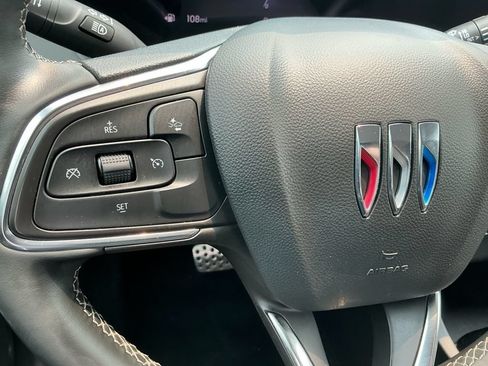 Used 2024 Buick Encore GX Preferred AWD/4WD image 21