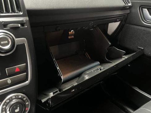 Used 2014 Land Rover LR2 AWD/4WD image 24