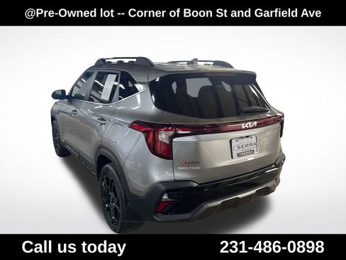 Used 2024 Kia Seltos X-Line AWD/4WD image 3