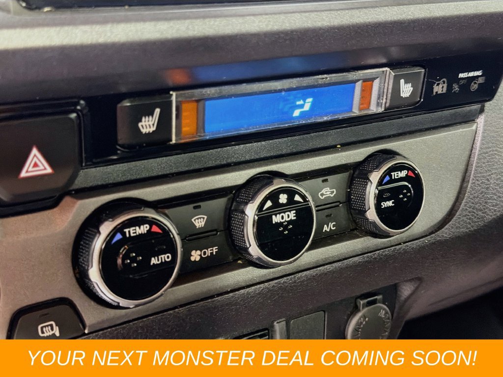 Used 2018 Toyota Tacoma TRD Sport AWD/4WD image 16
