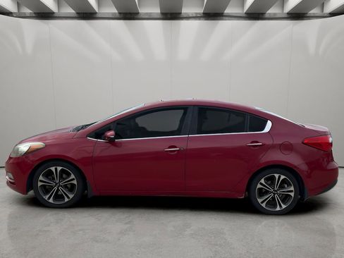 Used 2015 Kia Forte EX w/ Premium Package image 2