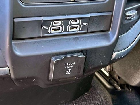 Used 2025 RAM 1500 Big Horn image 13