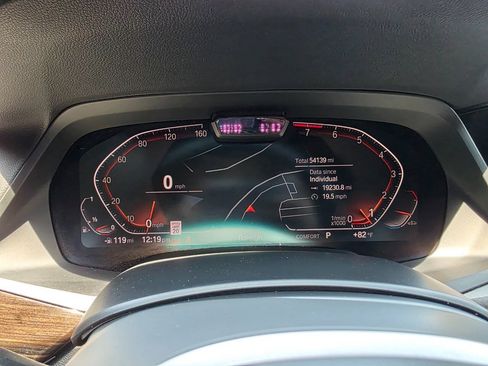Used 2020 BMW X7 xDrive40i w/ M Sport Package AWD/4WD image 19
