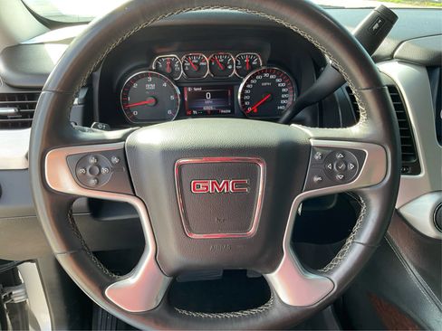 Used 2016 GMC Yukon SLE w/ Convenience Package RWD image 16