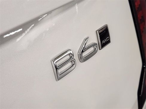 New 2026 Volvo XC90 B6 Plus w/ Protection Package Premier image 13
