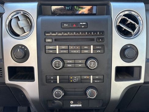 Used 2014 Ford F150 XLT image 25