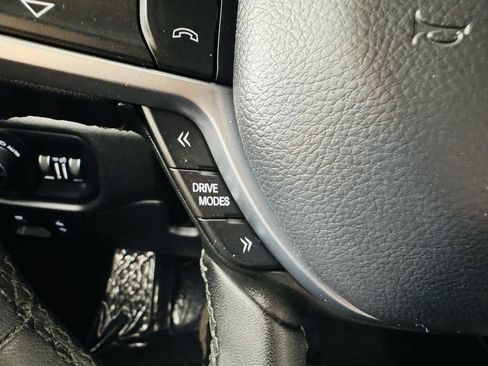Used 2025 RAM 1500 Big Horn AWD/4WD image 13