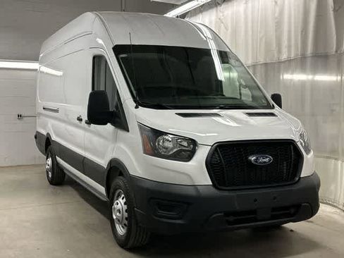 Used 2024 Ford Transit 250 148 High Roof Extended AWD image 27