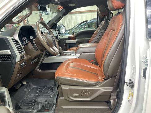 Used 2018 Ford F150 King Ranch w/ Equipment Group 601A Luxury AWD/4WD image 14