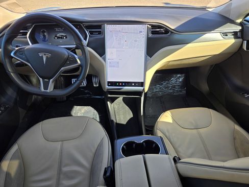 Used 2012 Tesla Model S Signature Performance image 14