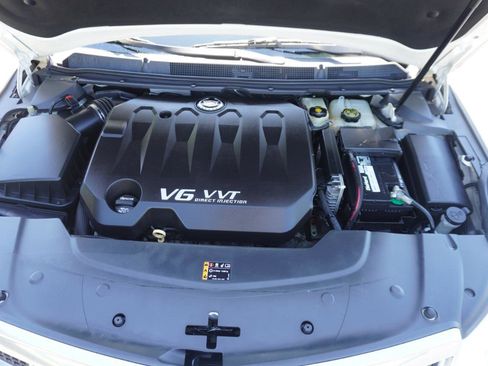 Used 2013 Cadillac XTS Luxury w/ Driver Awareness Package FWD image 35