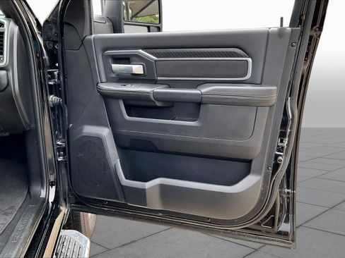 Certified 2025 RAM 2500 Big Horn AWD/4WD image 22