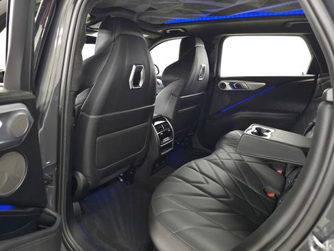 Used 2023 BMW XM AWD/4WD image 43