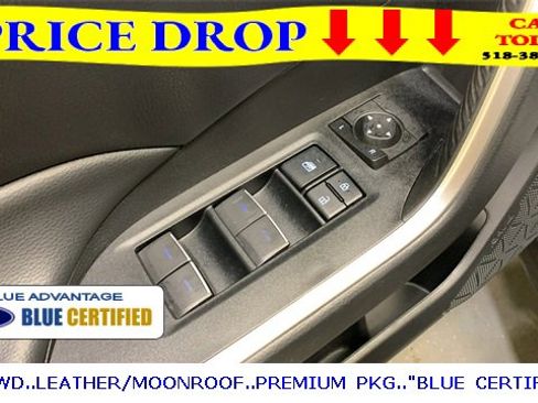 Used 2022 Toyota RAV4 XLE Premium image 29