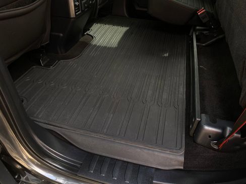 Used 2018 Ford F150 XLT w/ Equipment Group 302A Luxury image 31