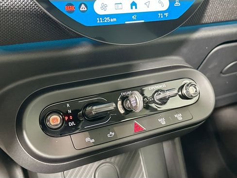 Used 2025 MINI Cooper S image 17