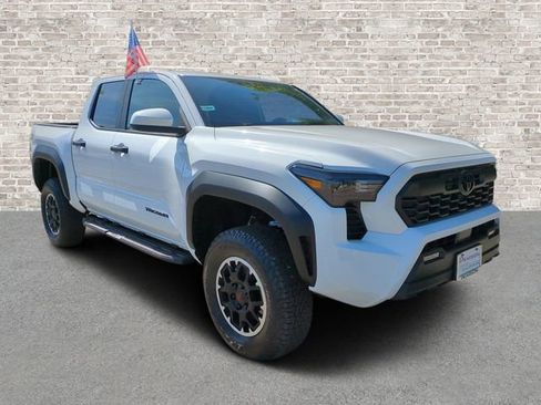 New 2026 Toyota Tacoma TRD Off-Road AWD/4WD image 1