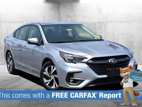 Used 2025 Subaru Legacy Premium AWD/4WD image 2