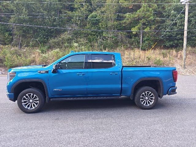 Used 2023 GMC Sierra 1500 AT4 w/ AT4 Premium Package AWD/4WD image 5