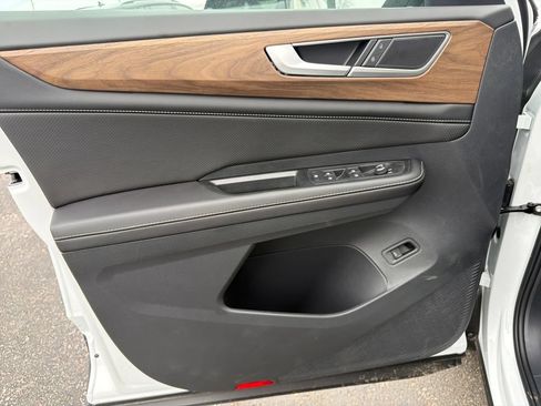 Used 2026 Volkswagen Atlas SE FWD image 10