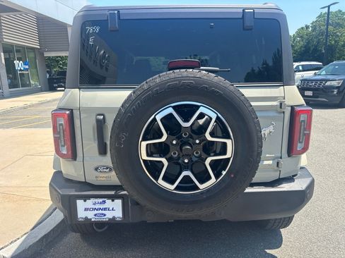 New 2026 Ford Bronco Outer Banks AWD/4WD image 4