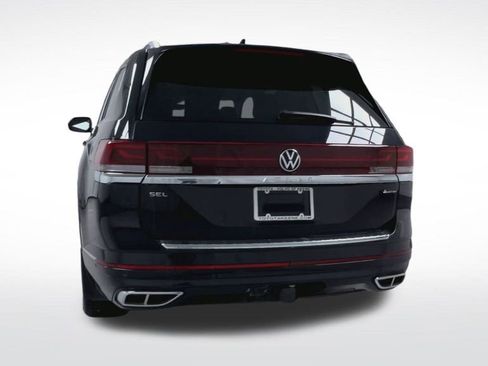 Used 2024 Volkswagen Atlas SEL Premium R-Line image 23