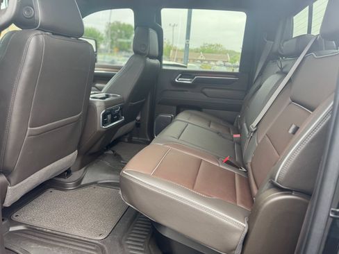Used 2024 GMC Sierra 2500 Denali w/ Denali Reserve Package image 8
