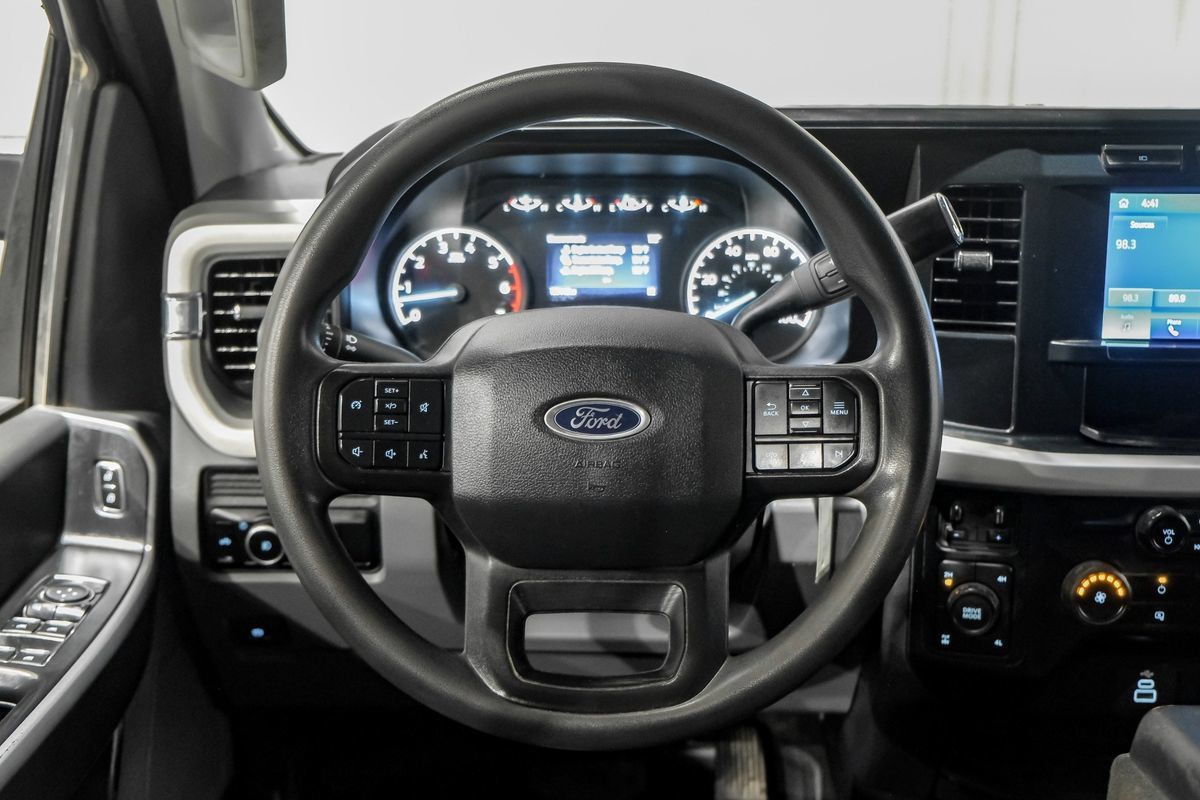 Used 2023 Ford F350 XLT w/ 360-Degree Camera Package AWD/4WD image 15