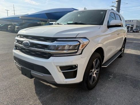 Used 2022 Ford Expedition Limited image 1