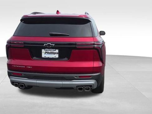 Used 2026 Chevrolet Traverse LT w/ Driver Confidence Package AWD/4WD image 4