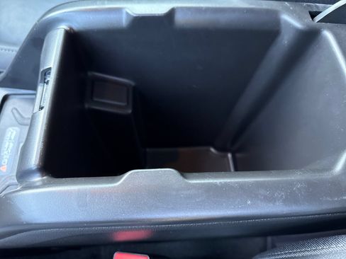 Used 2022 Chevrolet Colorado Z71 w/ Safety Package AWD/4WD image 26