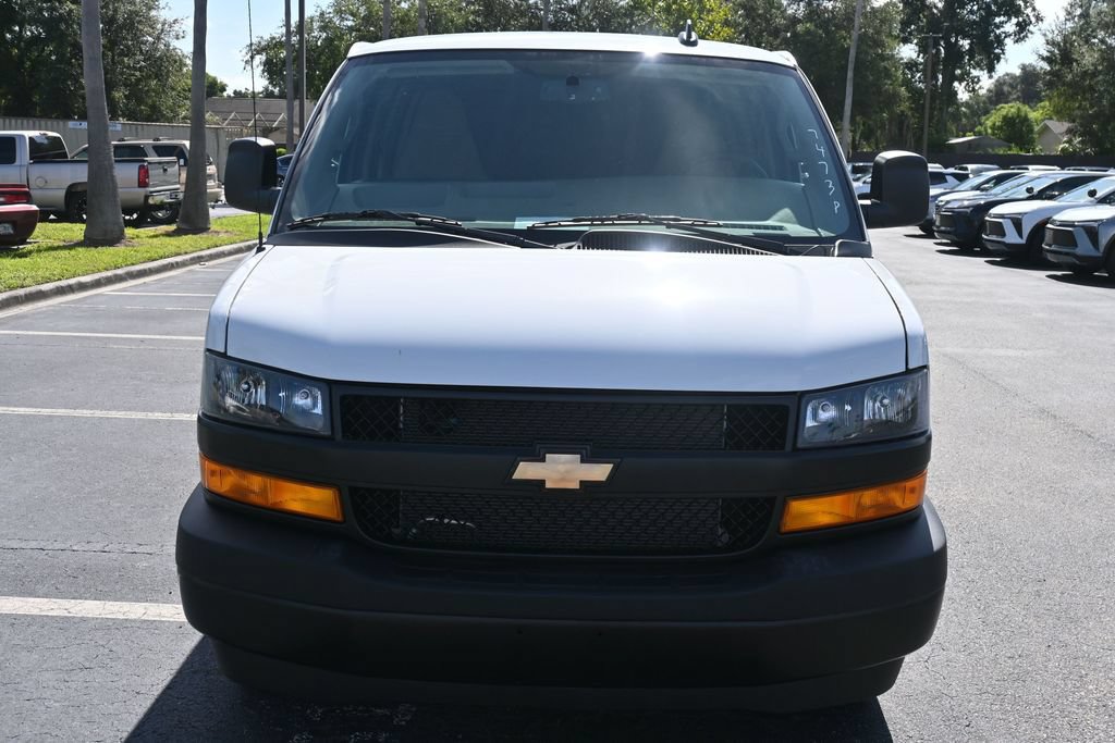 New 2025 Chevrolet Express 3500 Extended w/ Driver Convenience Package RWD image 8